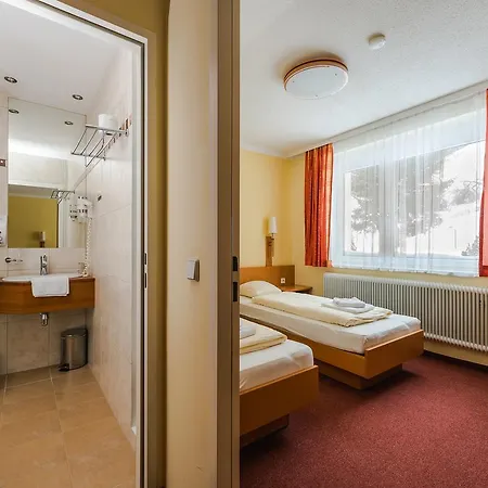 Hotel Sonnhof 3*