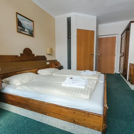 Hotel Sonnhof 3*